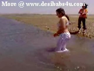 ปากีสถาน sindhi karachi ป้า นู้ด แม่น้ำ การอาบน้ำ